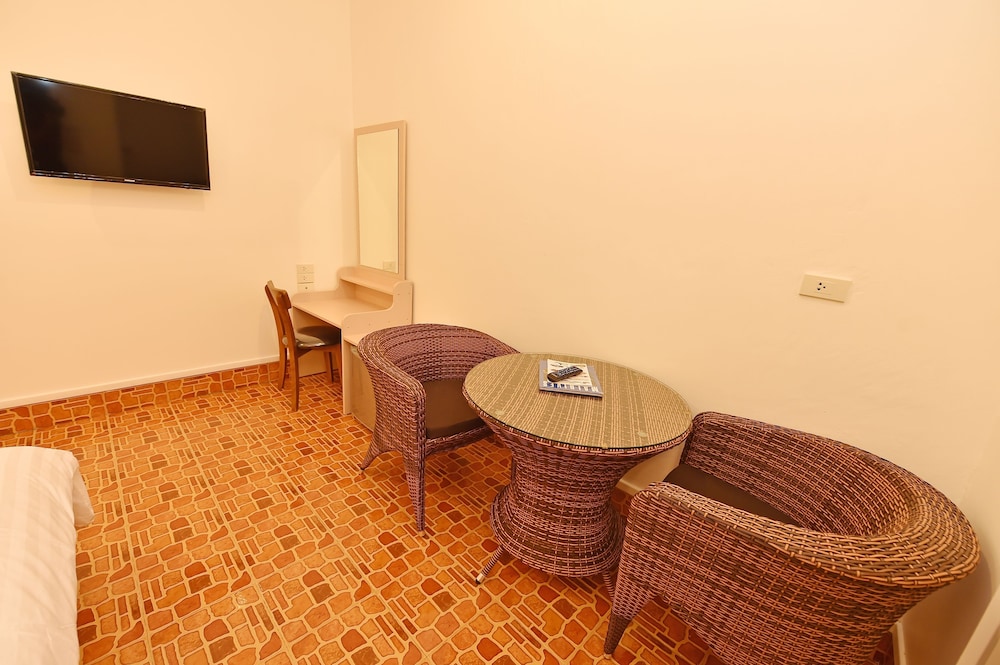 Deluxe Double Room photo 2