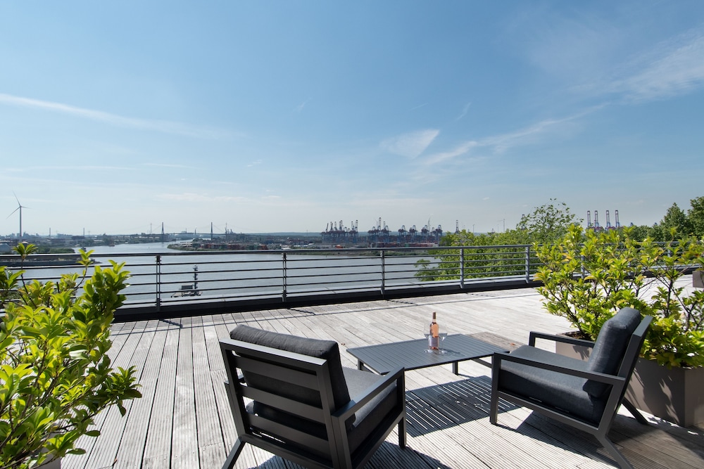 Superior Suite, Terrace