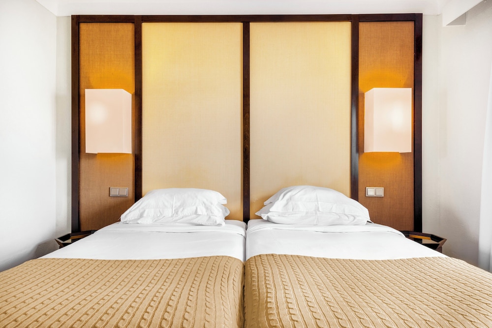 Classic Room, City View - Photo 3