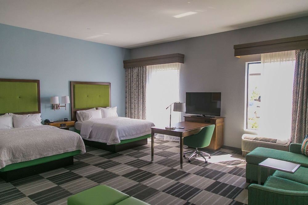 Studio, 2 Queen Beds, Accessible, Non Smoking (hearing acc) photo 3