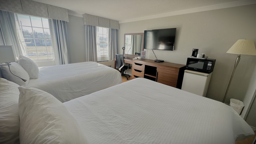 Deluxe Room, 2 Queen Beds, Non Smoking - Photo 5