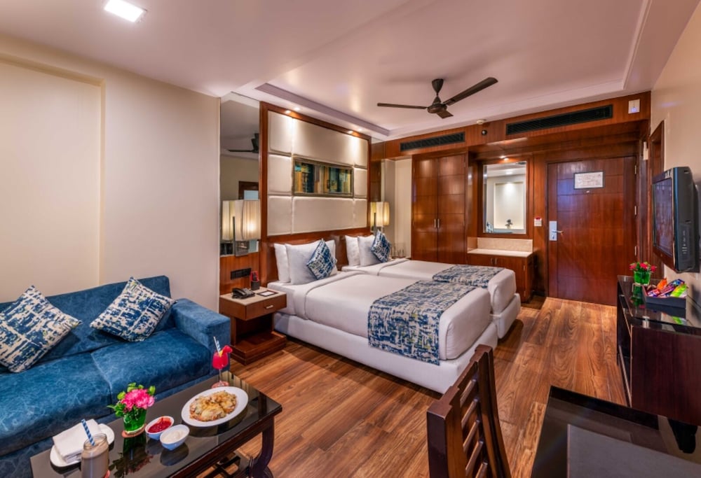 Club Double or Twin Room - Photo 5