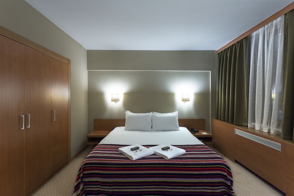 Family Triple Room photo 2