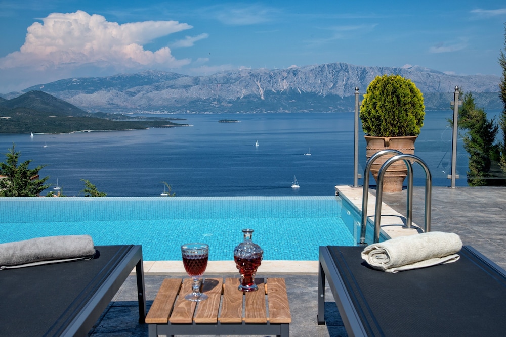 Deluxe Villa, 3 Bedrooms, Private Pool, Sea Facing photo 2