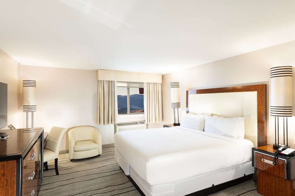 Standard Room, 1 King Bed, Marina View photo 1