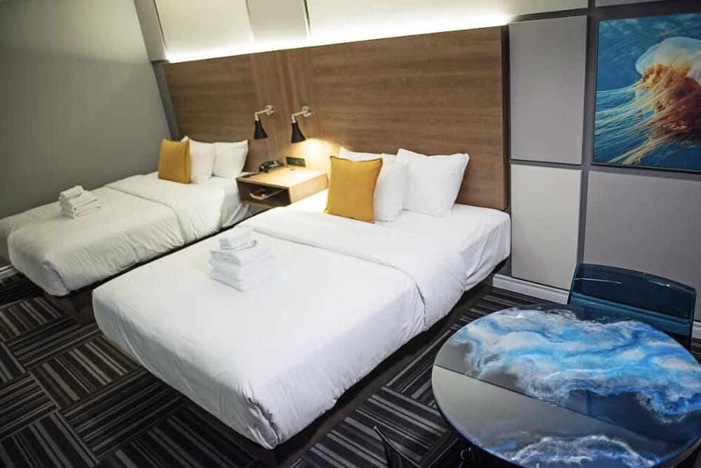 Standard Room, 2 Double Beds photo 1