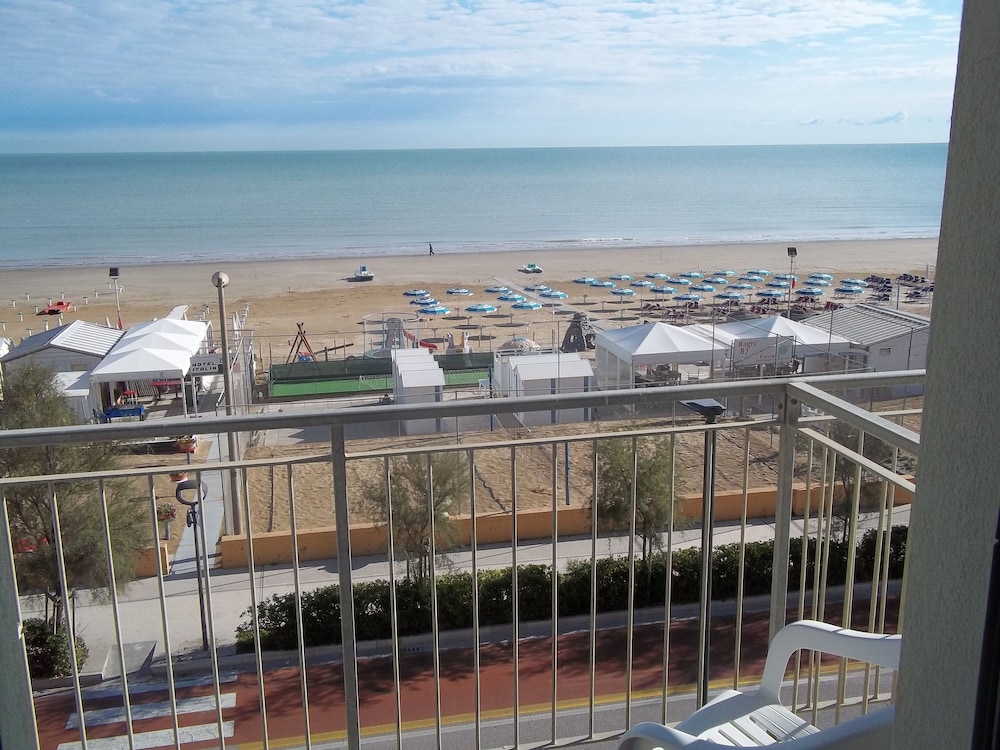 Triple Room, Balcony photo 2