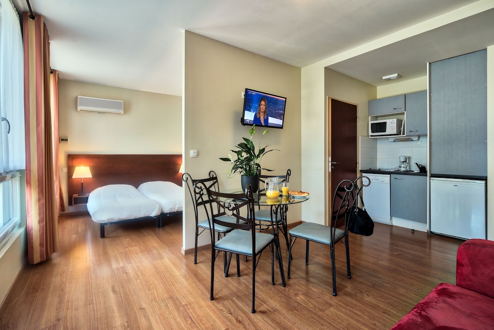 Superior studio, 1 double bed photo 1