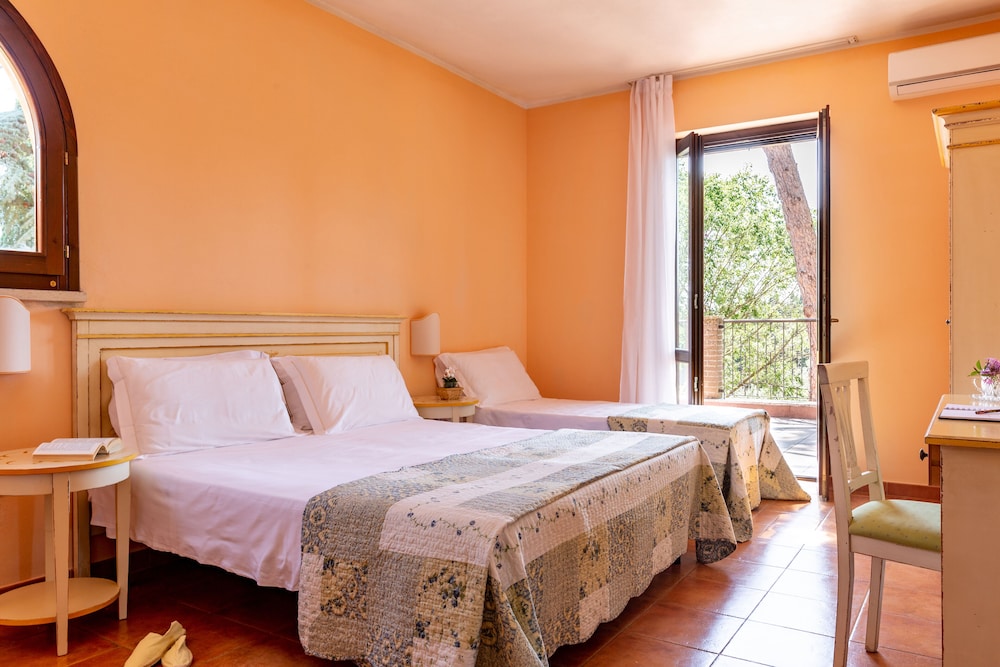 Comfort Double Room - Photo 1