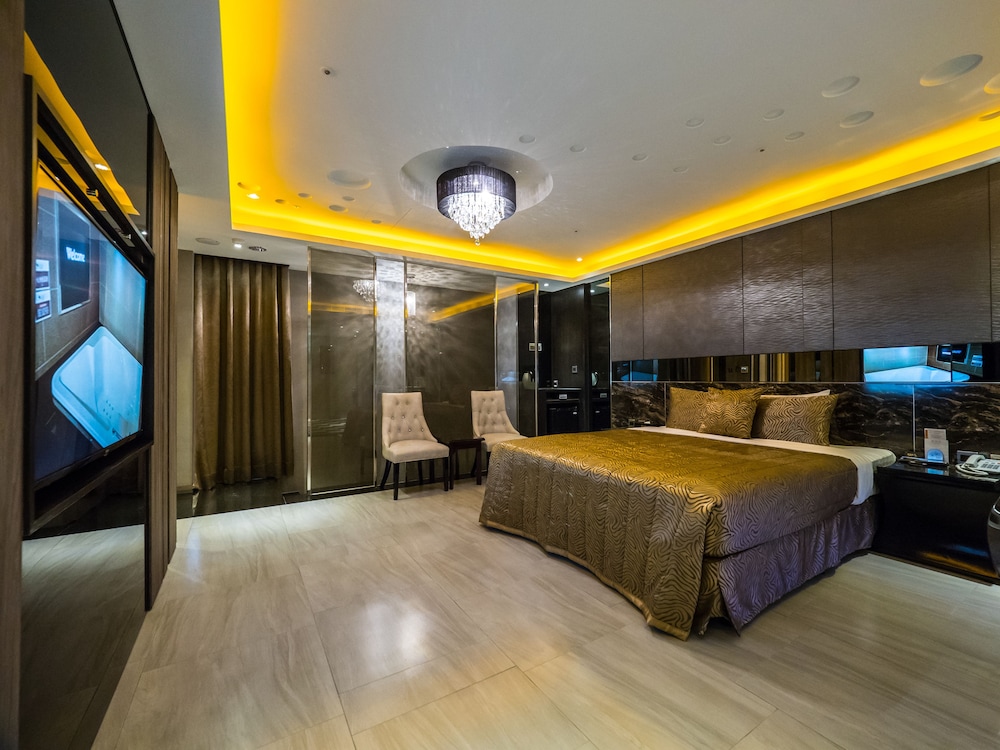Luxury Double Room, Jetted Tub