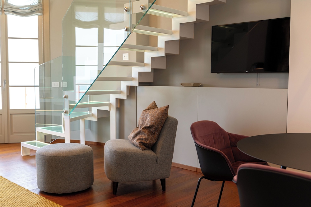 Suite Presidenziale con terrazzo e Jacuzzi, vista Portofino - Photo 15
