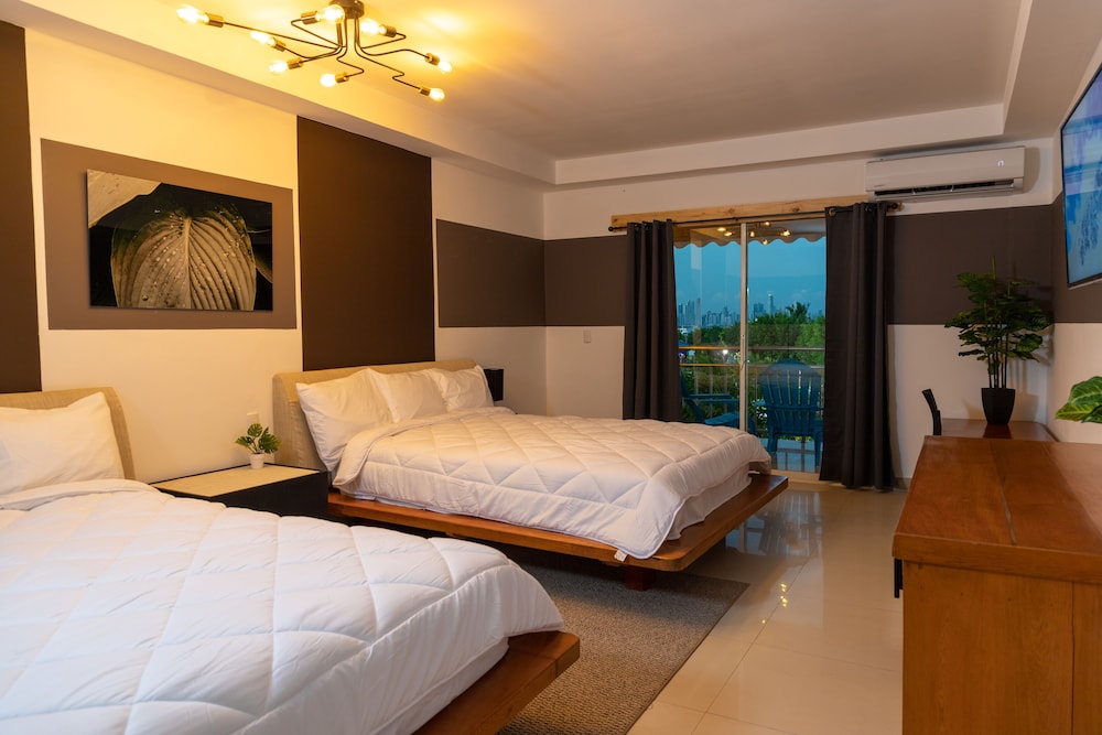 Deluxe Double Room Single Use photo 3