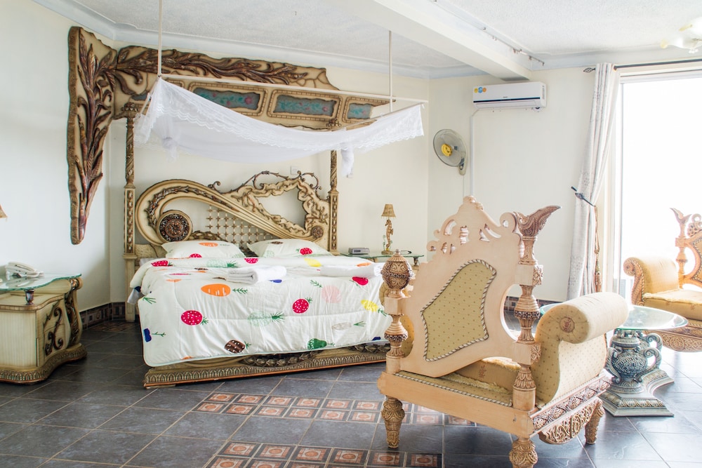 Royal Suite