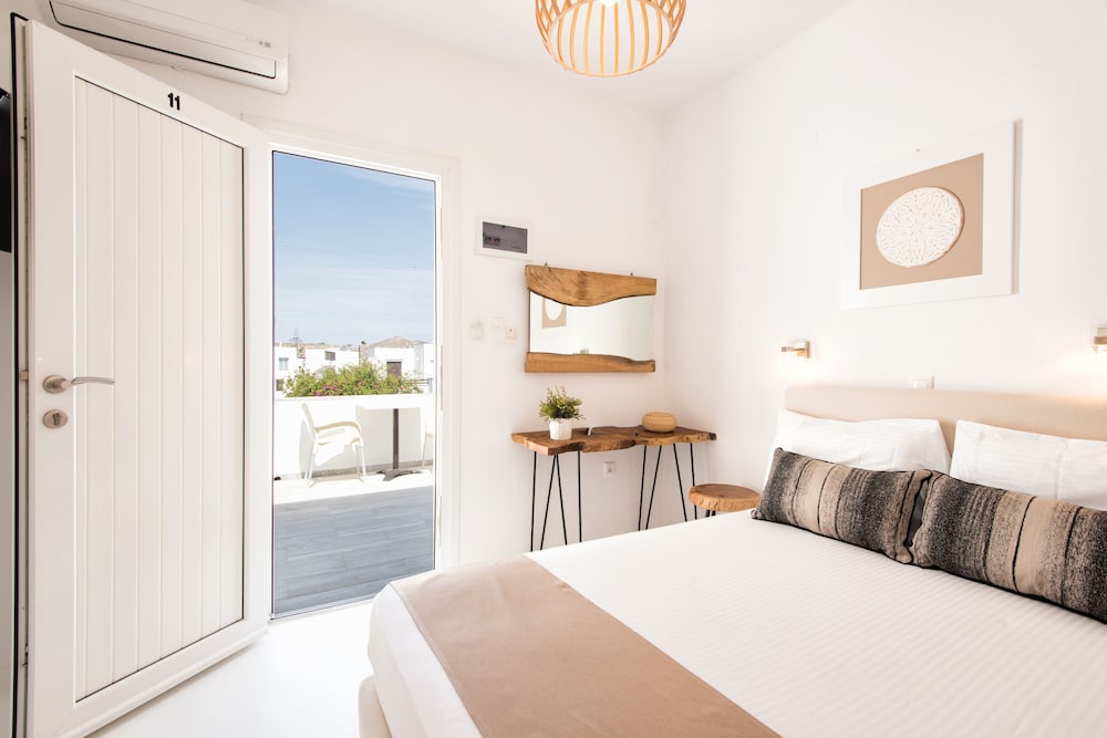 Basic Double or Twin Room photo 1