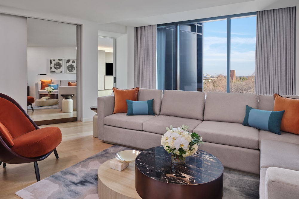 Metropolitan Suite - Photo 4