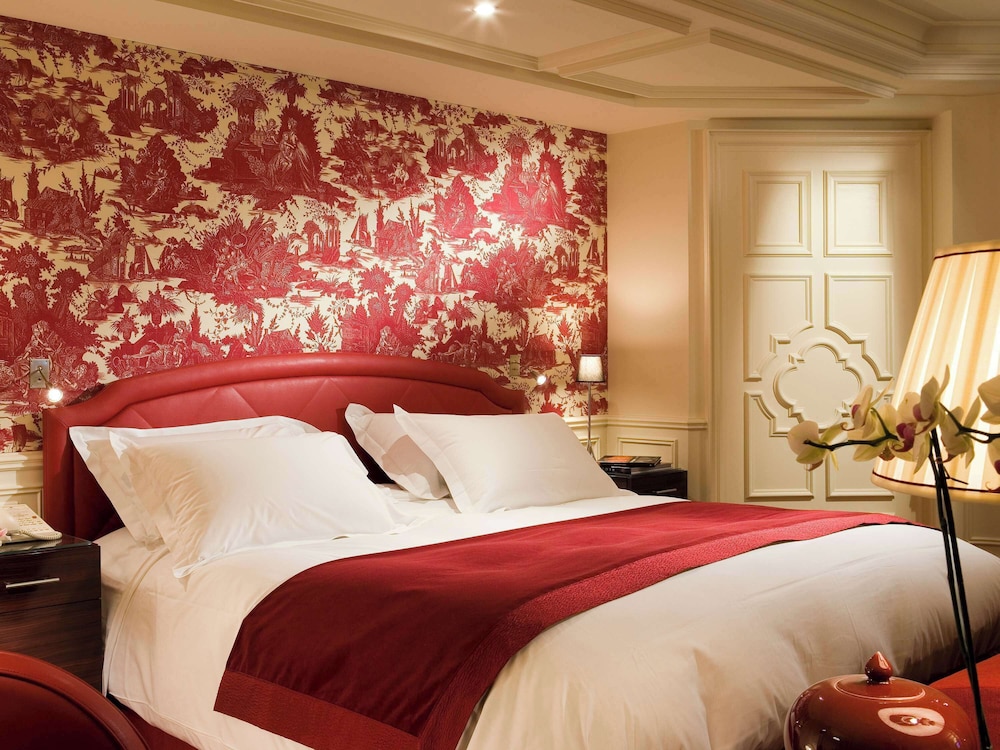 Junior Suite, 1 Double Bed, City View (Circular)