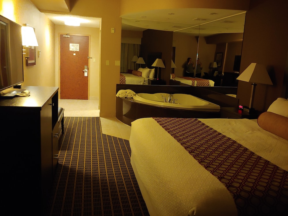 Suite, 1 King Bed, Non Smoking, Jetted Tub