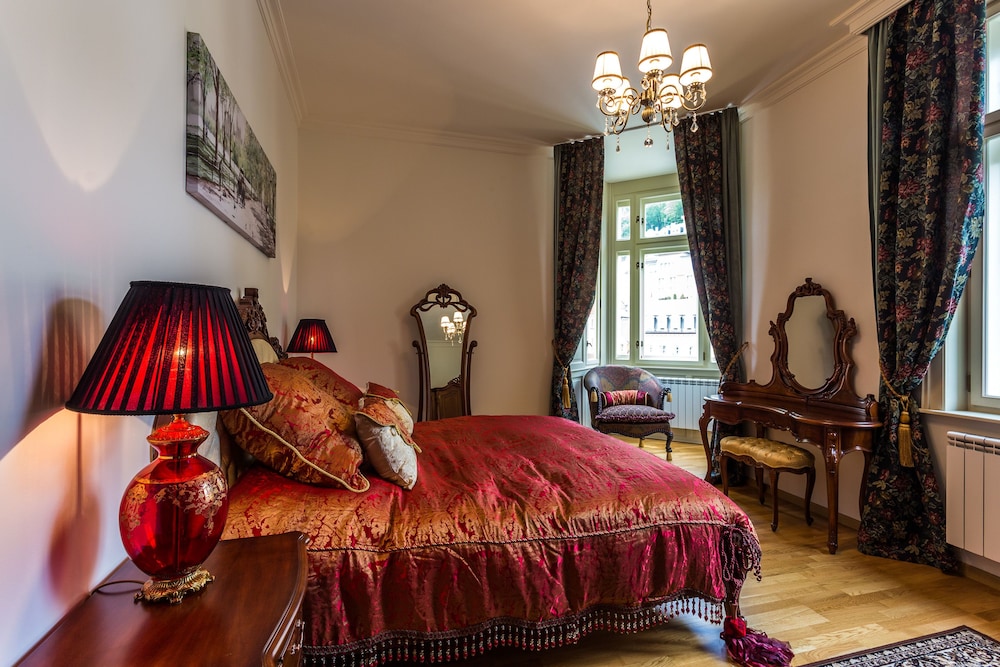 Luxury Apartment, 1 Queen Bed, Non Smoking, Kitchen photo 1