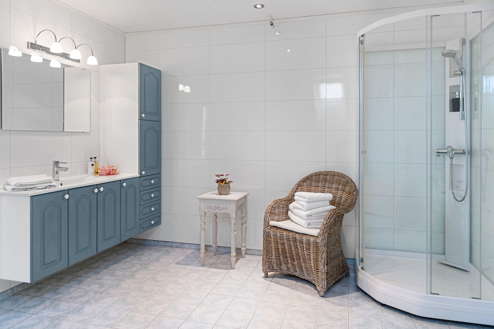Deluxe Double Room, Ensuite, Sea View photo 1