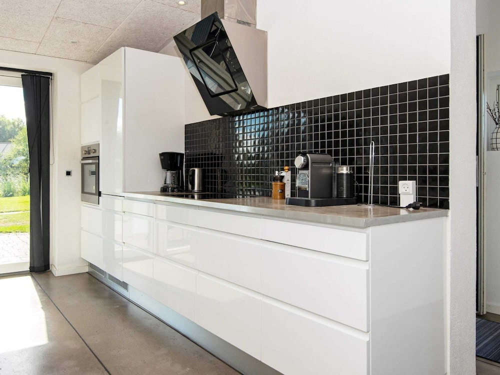 House photo 2