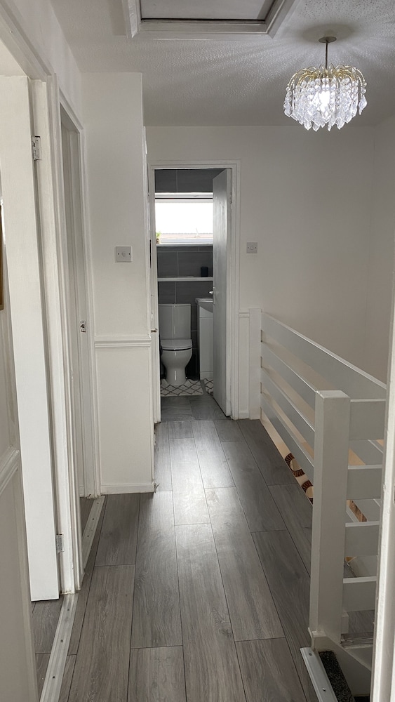 Bv Luxury Spacious 3 Bedroom House At Isaac Close, Photo 57