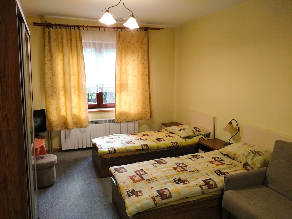 Shared Dormitory (1 Bed In 4 Beds Dormitory)