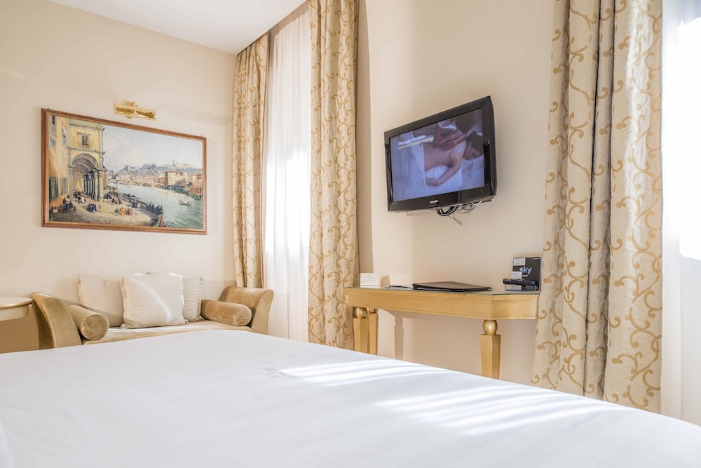 Deluxe Room - Photo 2
