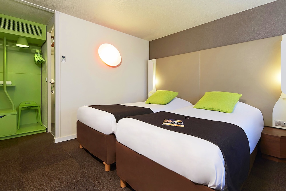 Standard Room, 2 Twin Beds - Photo 2