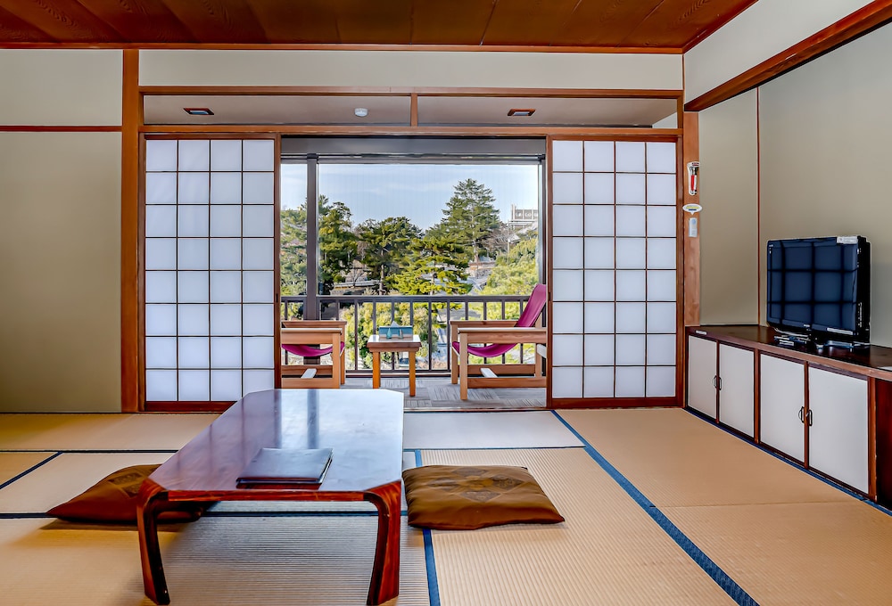 Japanese Style Room for 5 People photo 1