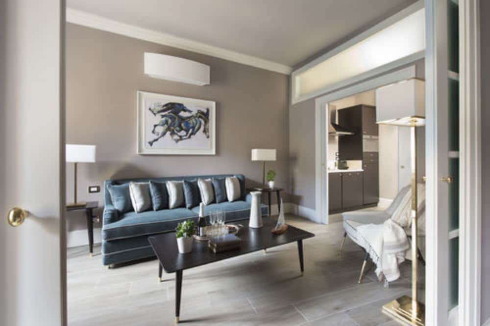 Prestige Suite photo 3
