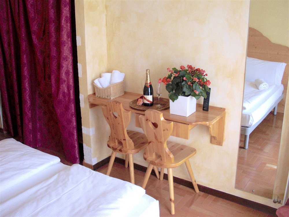 Double Room, Mountain View photo 2