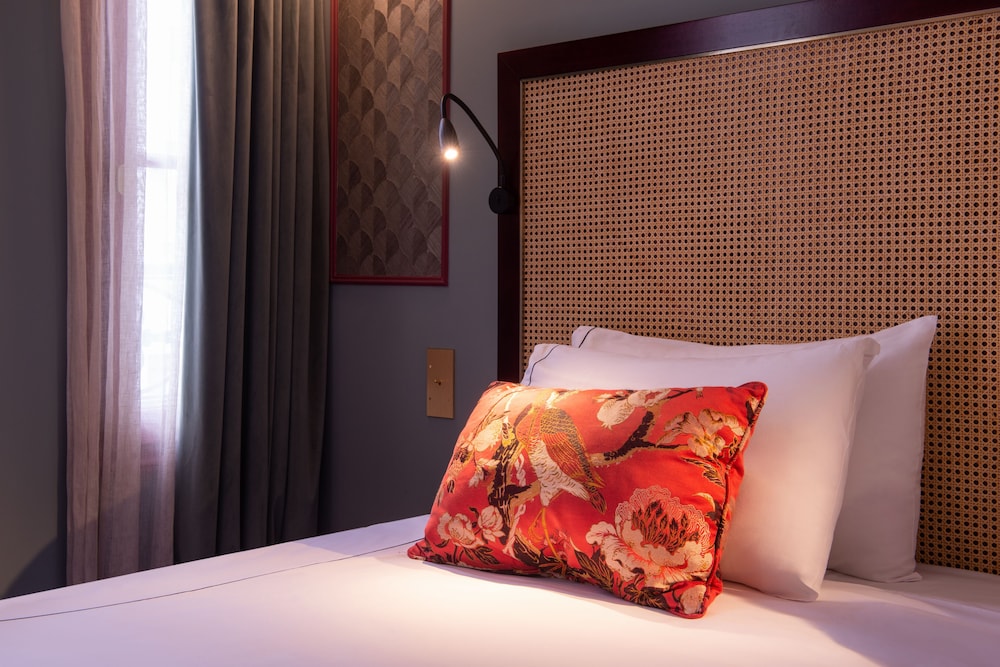 Double Room (La Môme)