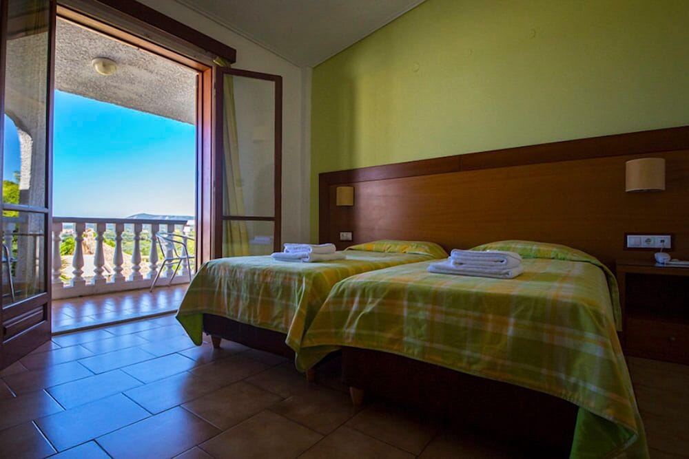 Double or Twin Room, Sea View photo 1
