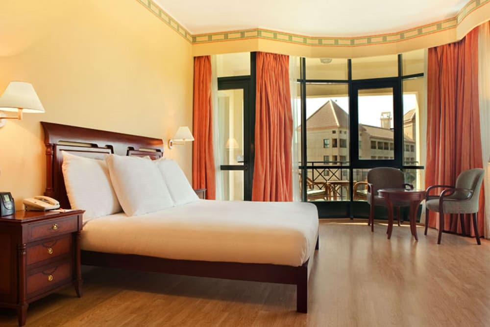 Deluxe Suite, 1 King Bed