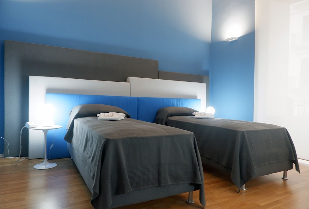 Design Double Room, Private Bathroom (External)