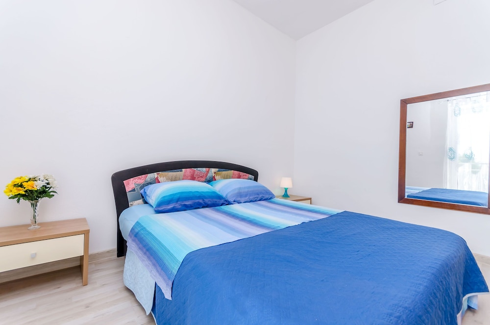 Apartment (A1) photo 1