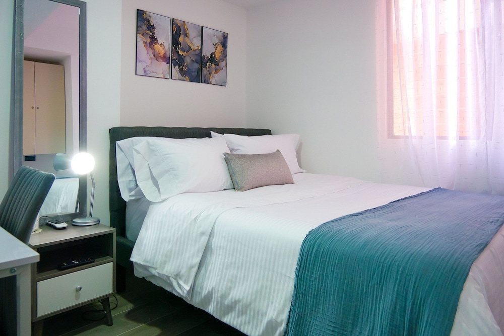 Basic Apartment