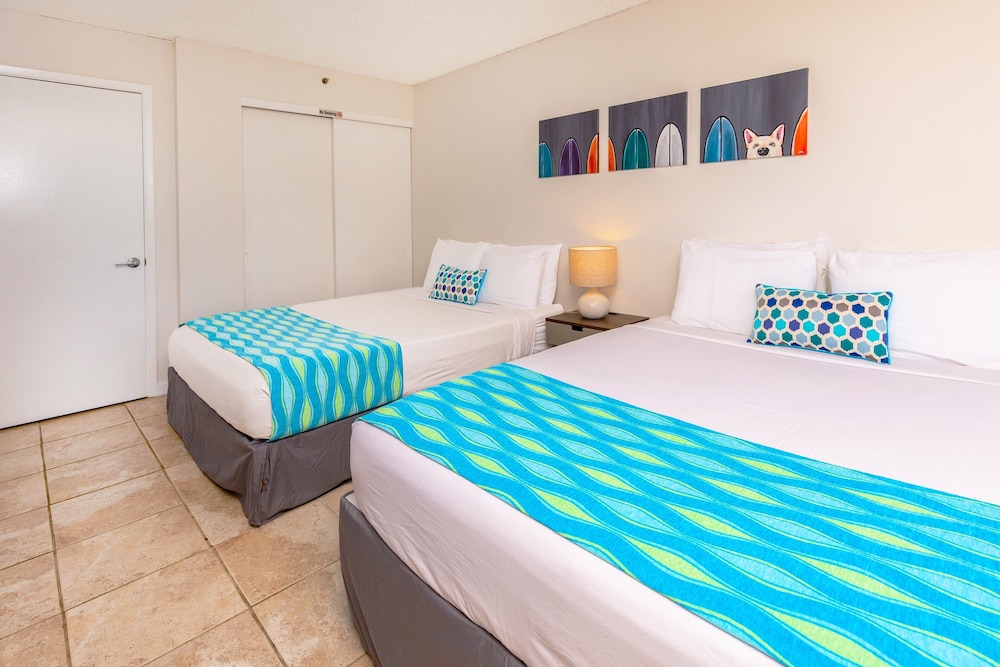 High Floor Ocean View Condo w/ 2 Beds and Parking: Family Condo, 1 Bedroom, Air conditioning, Ocean View (0062) photo