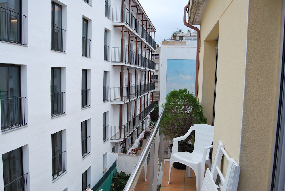 Apartment, 2 Bedrooms, Balcony (4-6 adults) photo 3