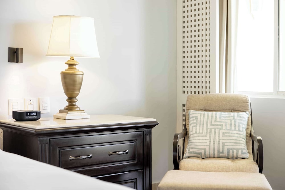 Luxury Room (royal View)