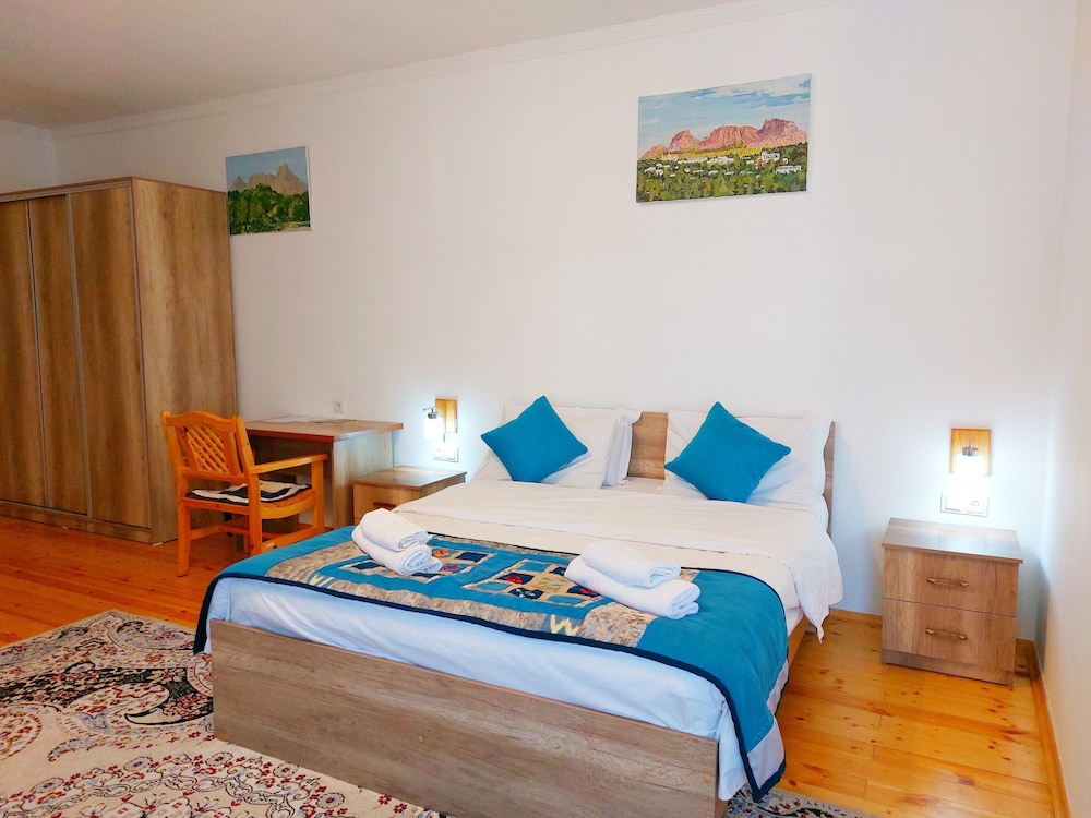 Basic Double Room photo 1