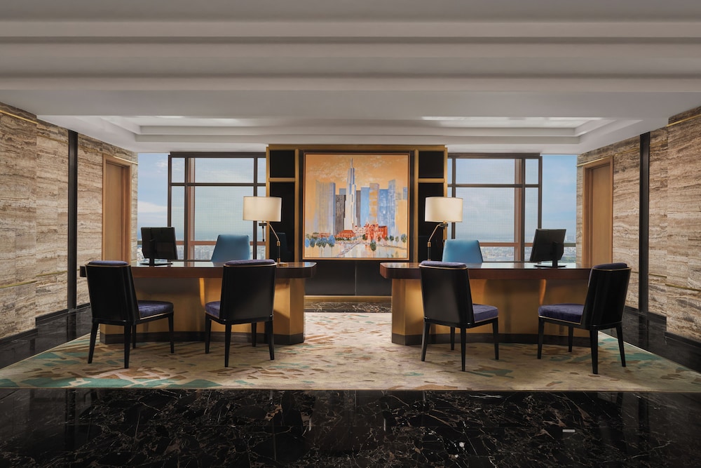 Presidential Suite, 2 Bedrooms, Club Lounge Access, Panoramic View photo 3