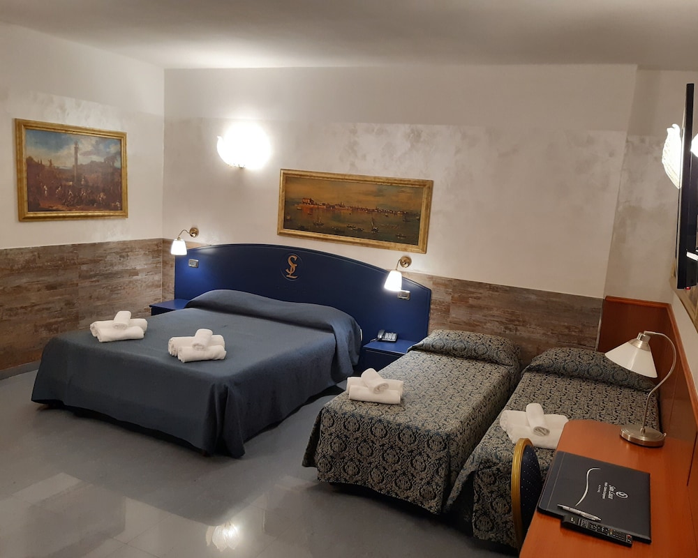 Family Quadruple Room