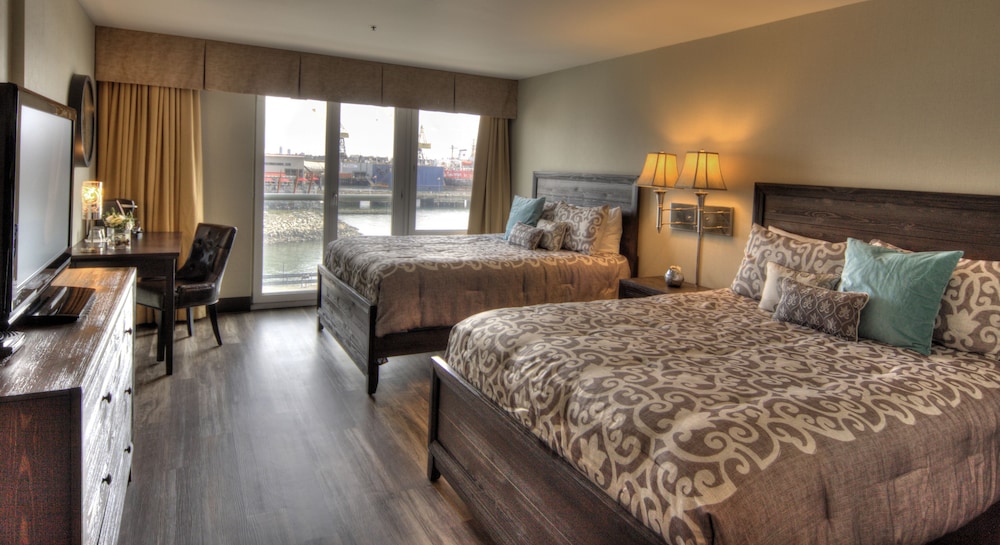 Deluxe Room, 2 Queen Beds photo 1