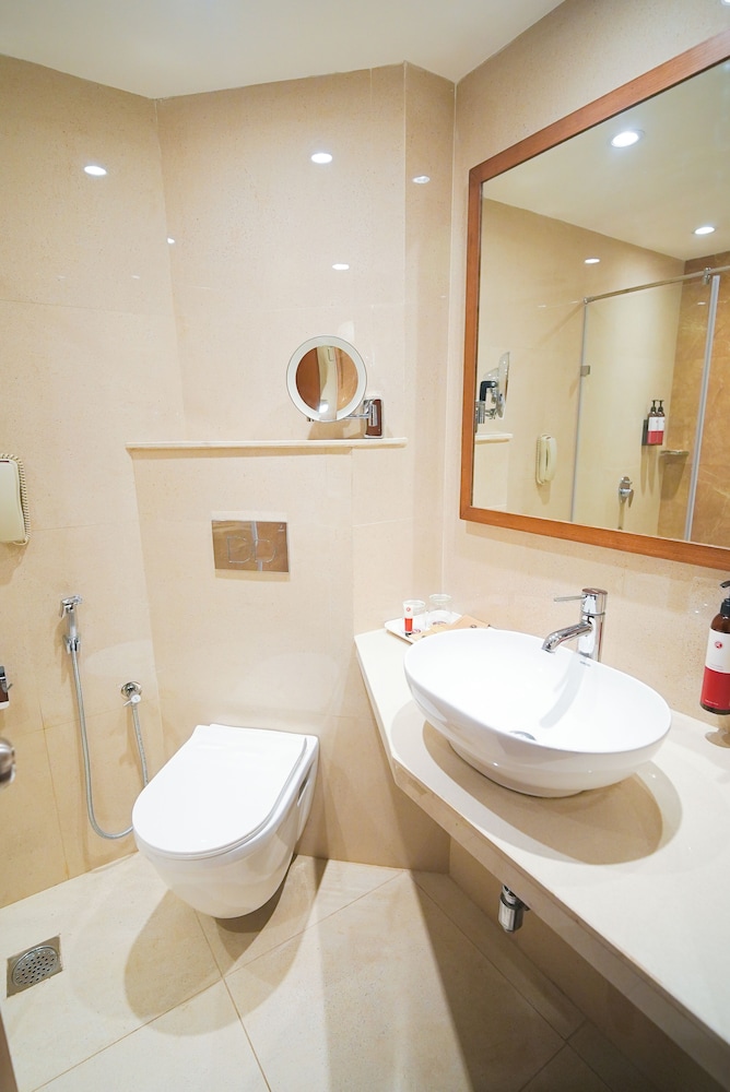 Premium Room - Photo 11