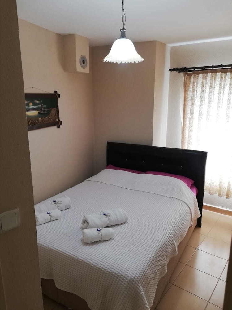 Economy Double Room photo 1