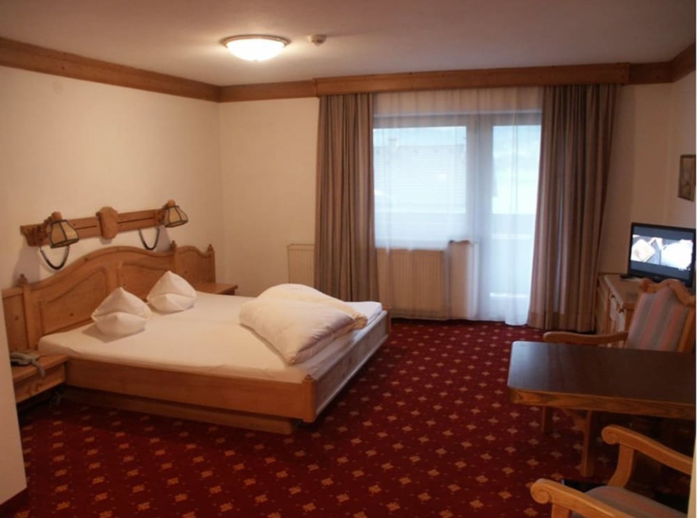 Double Room Single Use, Balcony photo 1