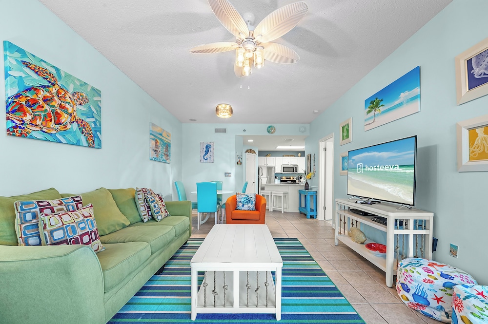 Signature Condo, 2 Bedrooms, 2 Bathrooms photo 2