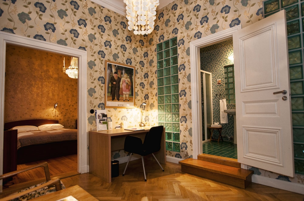 Deluxe Double Room photo 2