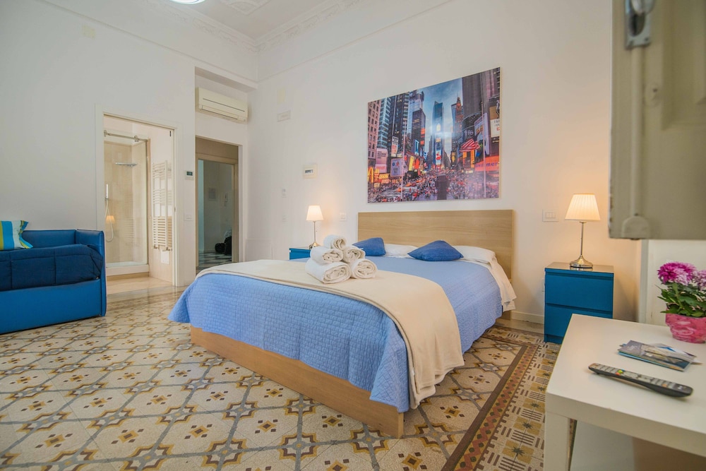 Deluxe Room, Balcony